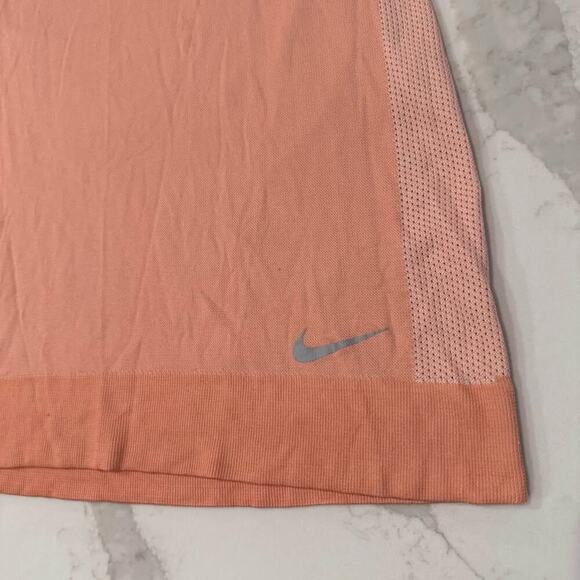 Nike Dri-Fit Infinite Short Sleeve Mesh Running Top Women's Small Peach Orange - Picture 3 of 6
